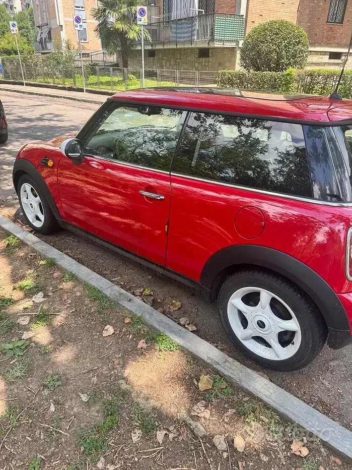 Usata Mini Cooper 75 CV (55 kW) 2014 Rosso Utilitaria