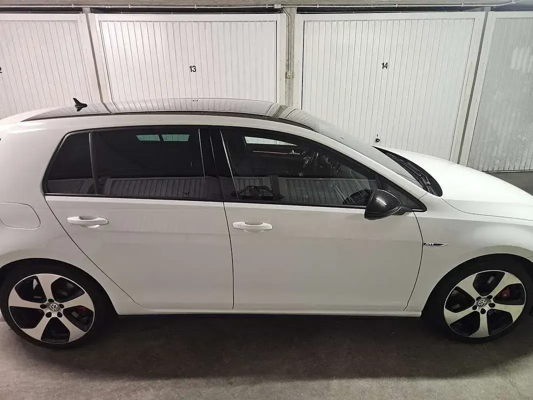 Usata VW Golf VII GTI 230 CV (169 kW) 2017 Berlina