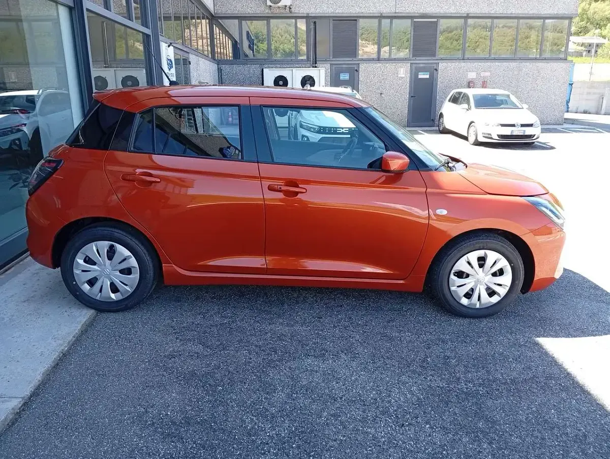 Ny Suzuki Swift 82 HK (60 kW) 2026 Orange Hatchback