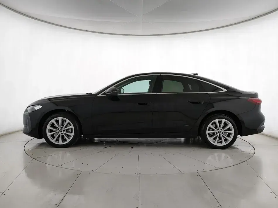Usata Audi A5 Advanced Plus 204 CV (150 kW) 2025 Nero mythos metallizzato Berlina