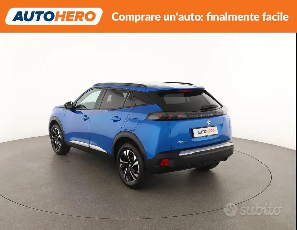 Usata Peugeot 2008 Allure 131 CV (96 kW) 2023 Blu SUV