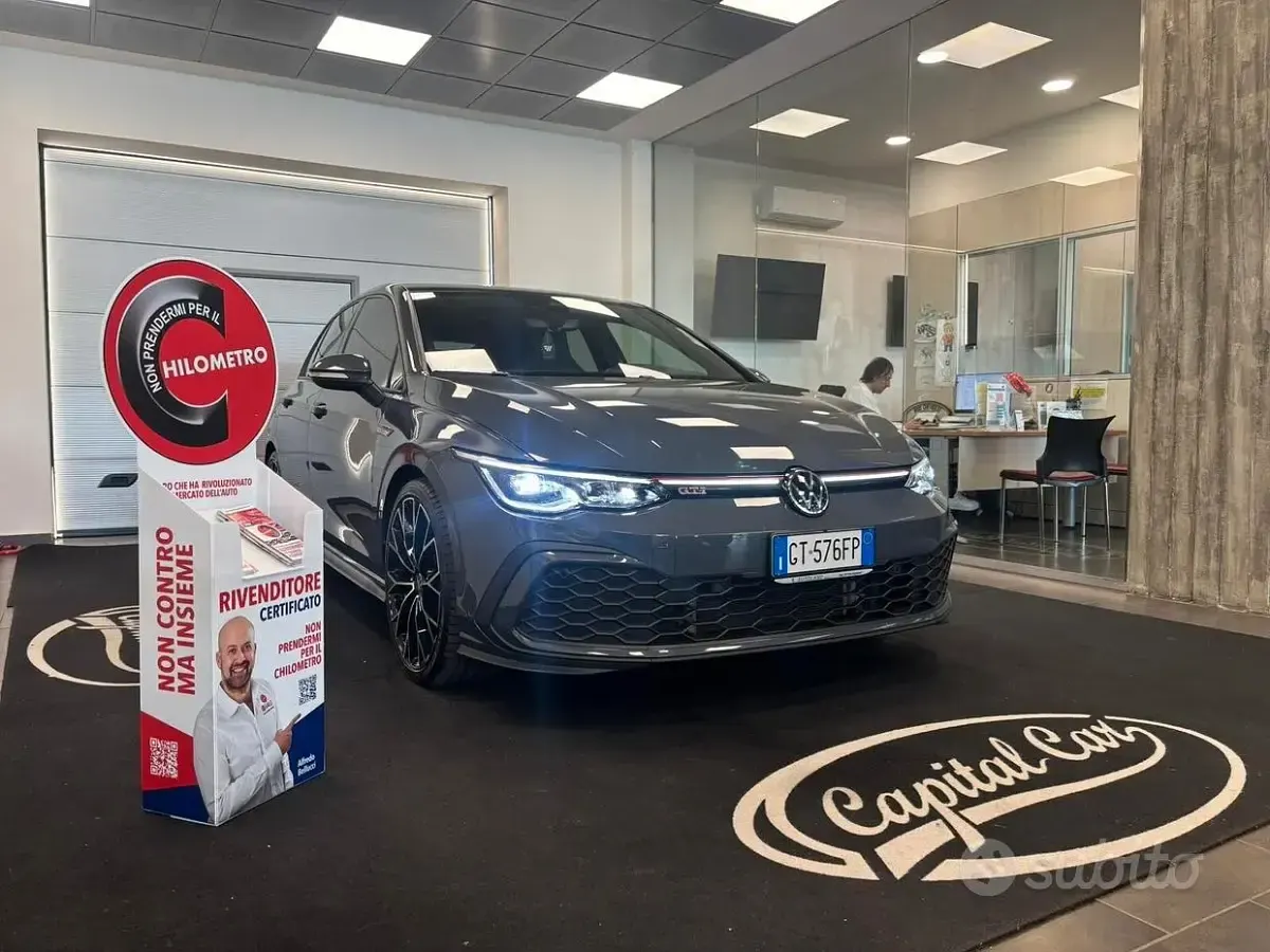 Usata VW Golf VIII GTI 245 CV (180 kW) 2021 Grigio Berlina