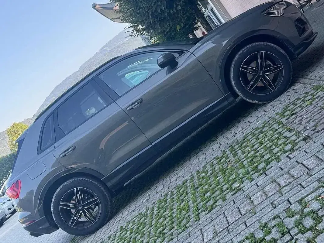 Usata Audi Q3 Ambiente 150 CV (110 kW) 2023 Grigio SUV