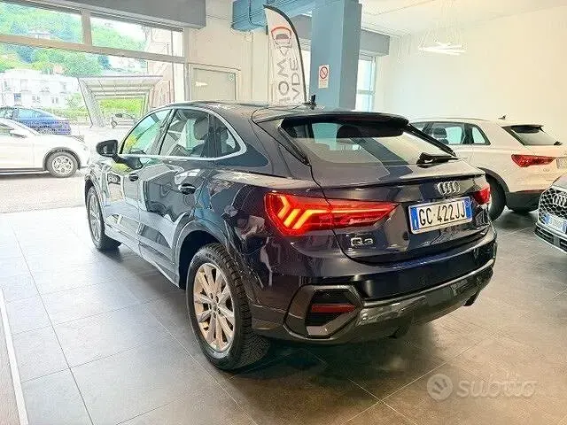 Usata Audi Q3 Sportback Business Plus 150 CV (110 kW) 2020 Blu SUV