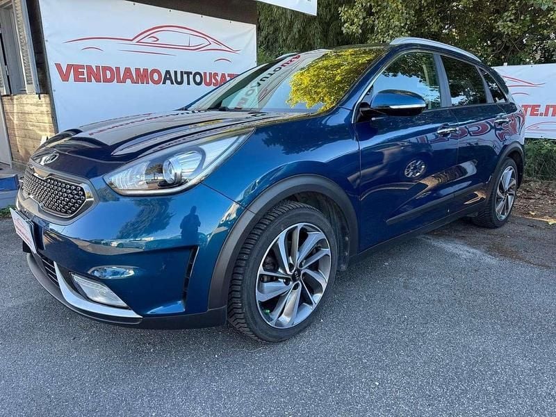 Usata Kia Niro Style 105 CV (77 kW) 2017 Blu SUV