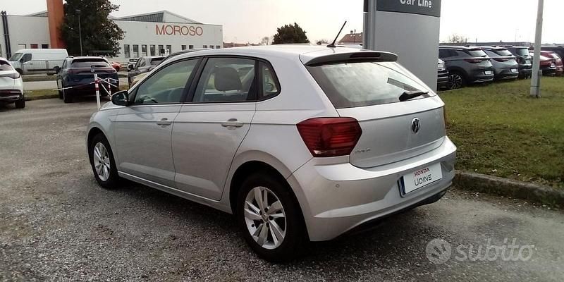 Usata VW Polo Comfortline 95 CV (69 kW) 2018 Grigio Utilitaria