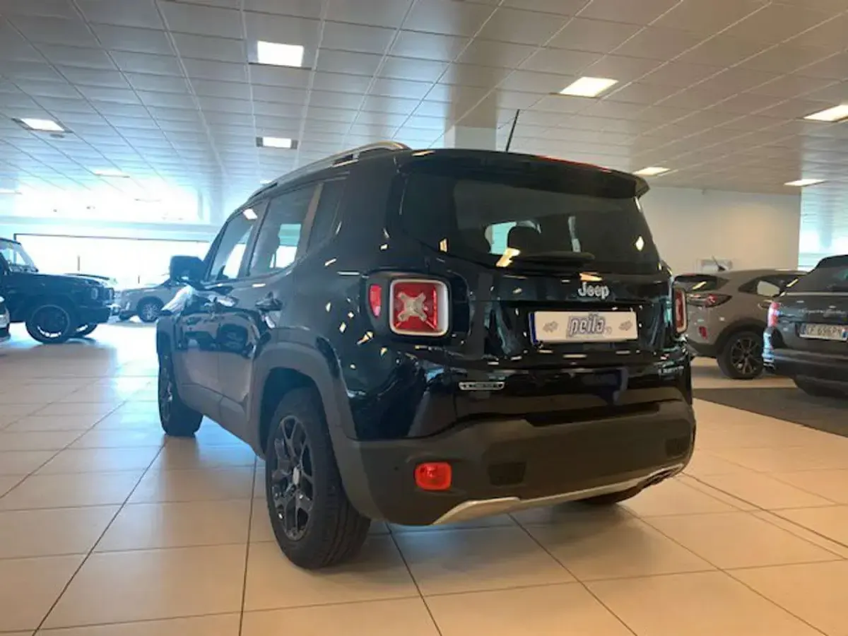 Usata Jeep Renegade Opening Edition 120 CV (88 kW) 2014 Nero SUV
