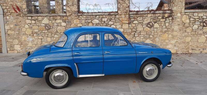 Usata Alfa Romeo Dauphine 31 CV (22 kW) 1959 Blu/azzurro Berlina