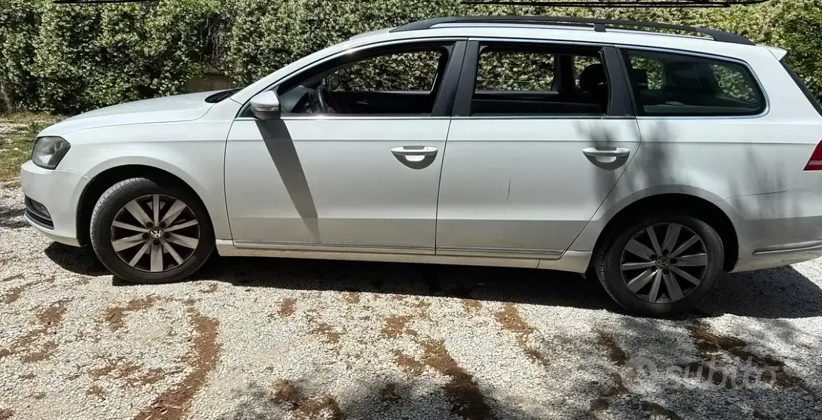 Usata VW Passat 110 CV (80 kW) 2011 Bianco Station wagon