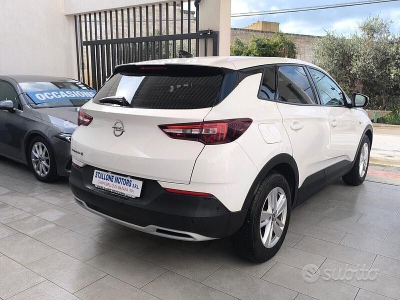 Usata Opel Grandland X Elegance 130 CV (95 kW) 2021 Bianco SUV
