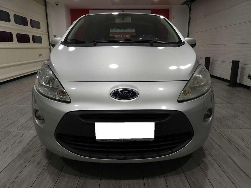 Usata Ford Ka Titanium 69 CV (50 kW) 2013 Argento Utilitaria