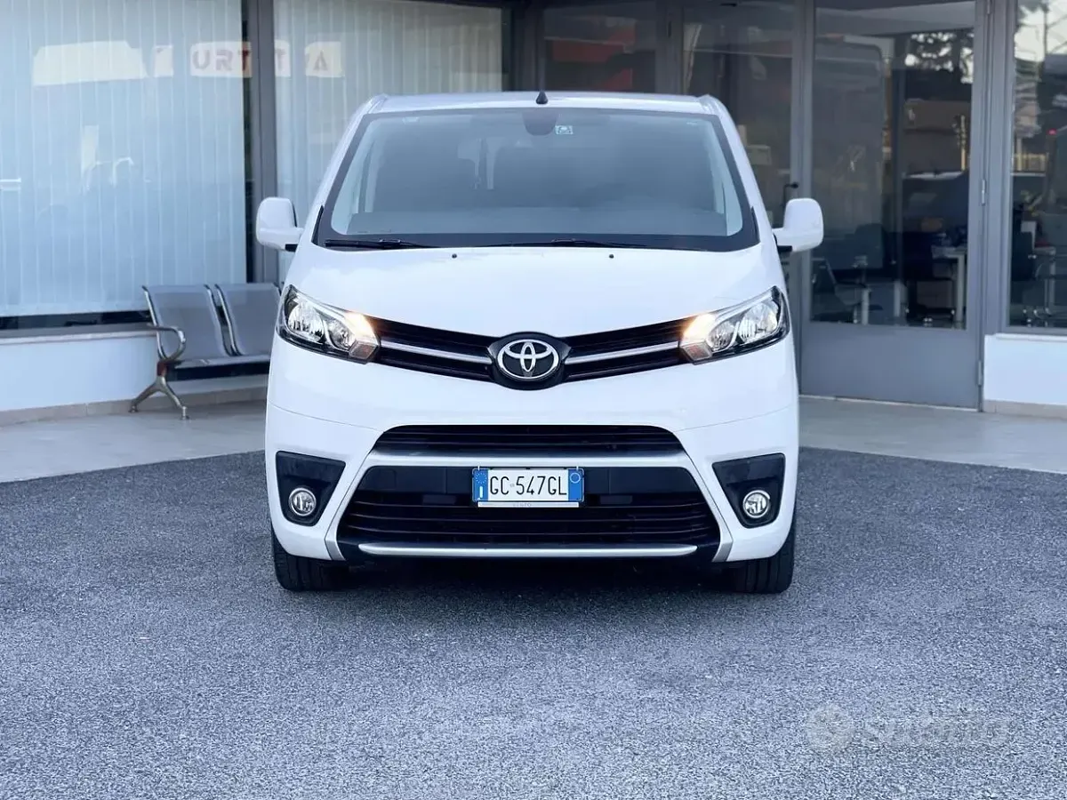Usata Toyota Proace 150 CV (110 kW) 2020 Bianco Monovolume