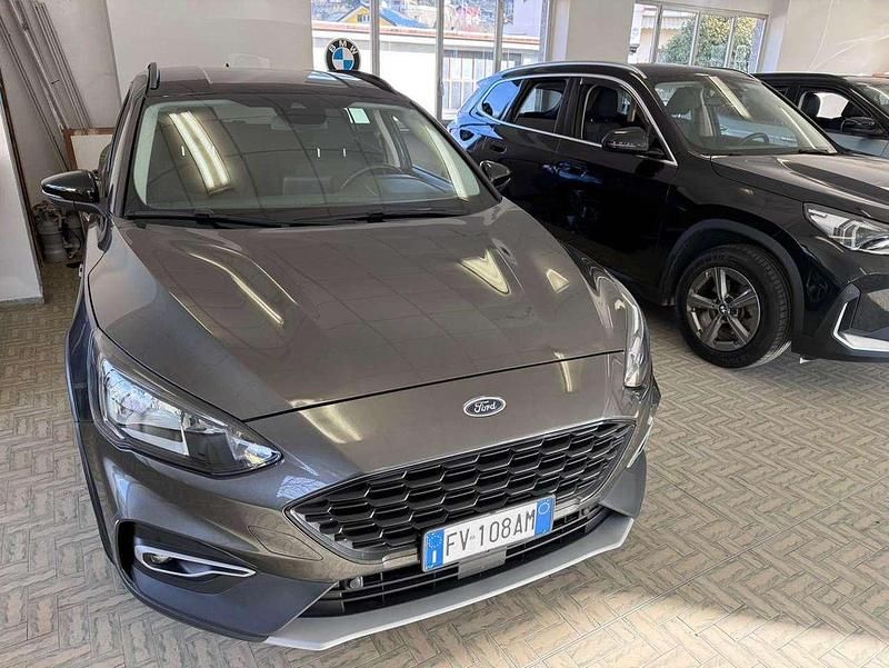 Usata Ford Focus Active 125 CV (91 kW) 2019 Grigio scuro Station wagon
