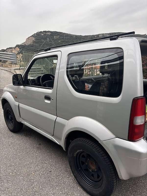 Usata Suzuki Jimny 82 CV (60 kW) 2002 SUV