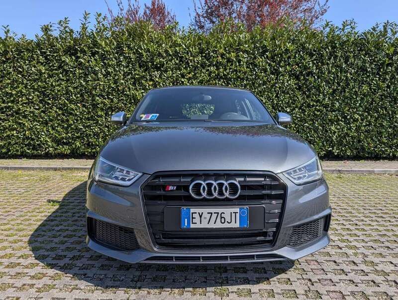 Grigio Usata 2015 Audi S1 Sportback Ambiente Due volumi | 29.000 € (Buon prezzo) - Immagine 1/4