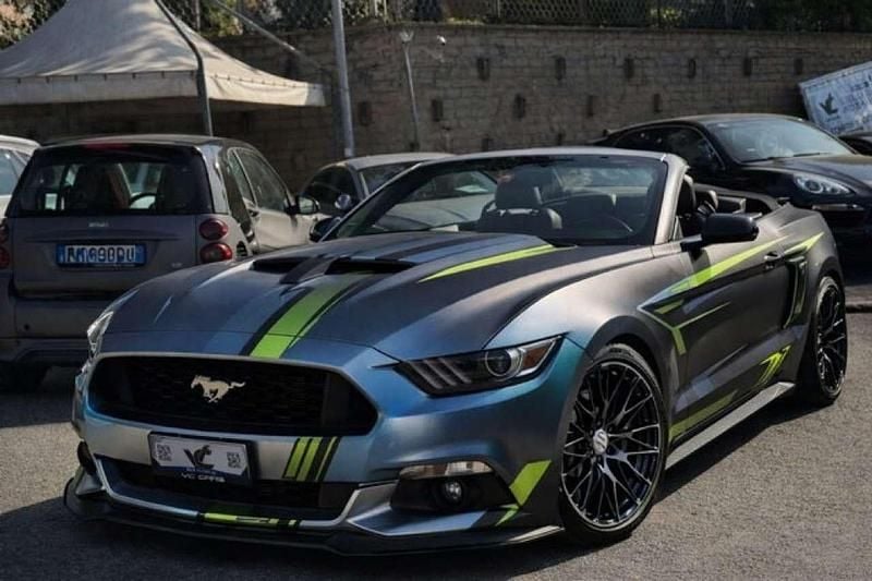 Usata Ford Mustang Convertible 317 CV (233 kW) 2016 Argento Cabrio