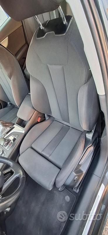 Usata Audi A4 120 CV (88 kW) 2018 Grigio Berlina