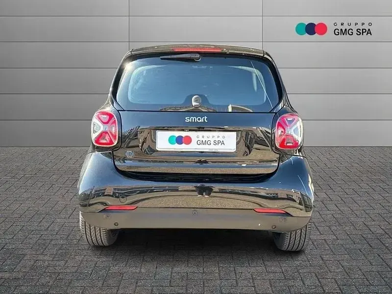 Usata Smart ForTwo Coupé Pulse 60 kW (82 CV) 2023 Nero Utilitaria