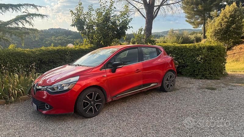 Usata Renault Clio IV 75 CV (55 kW) 2015 Rosso Berlina
