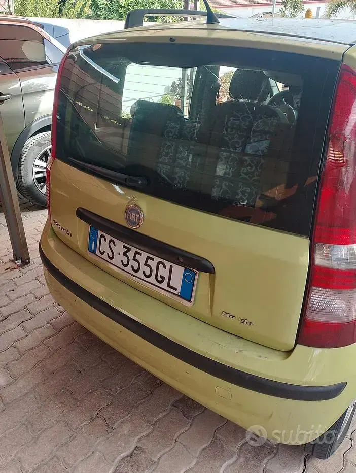 Usata Fiat Panda 69 CV (50 kW) 2004 Verde Utilitaria