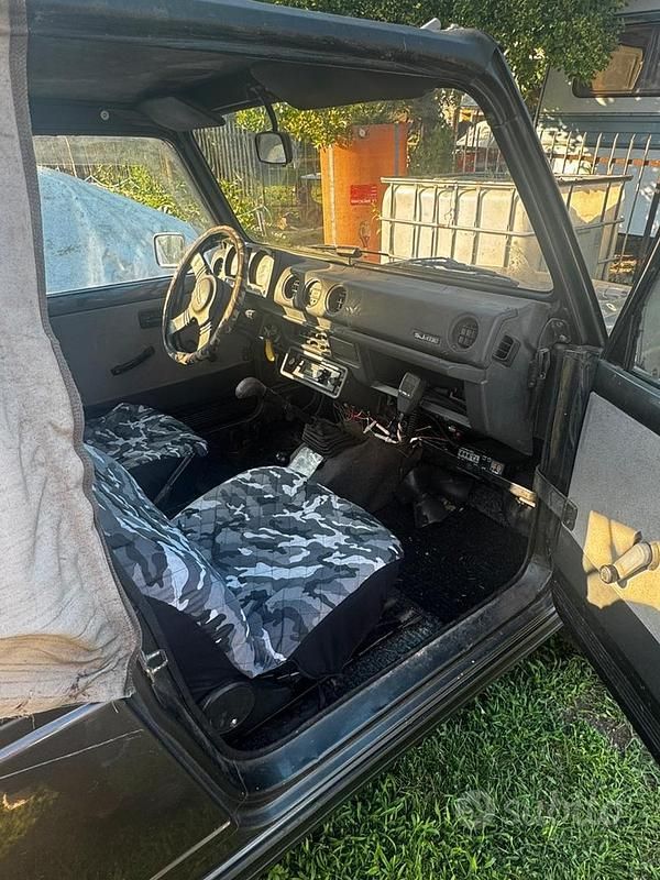 Usata Suzuki Samurai 69 CV (50 kW) 1997 Grigio SUV