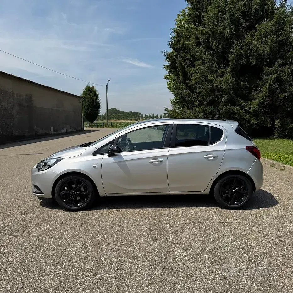 Usata Opel Corsa 69 CV (50 kW) 2016 Grigio Utilitaria