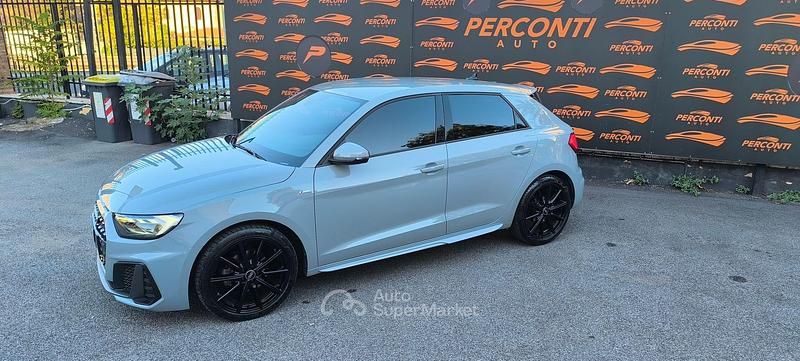 Usata Audi A1 Sportback S-Line 150 CV (110 kW) 2022 Grigio chiaro Utilitaria