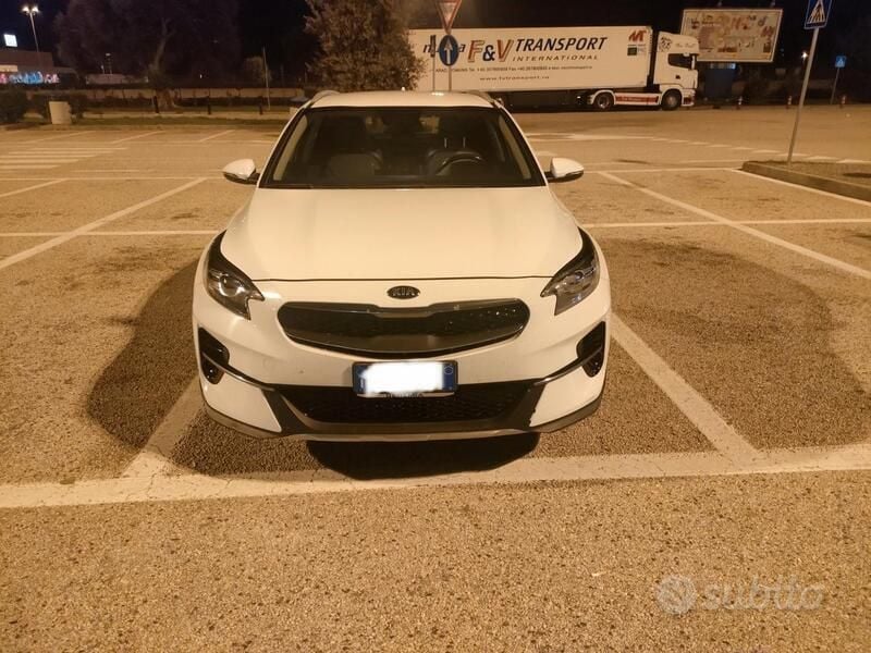 Usata Kia XCeed 136 CV (100 kW) 2020 Bianco SUV