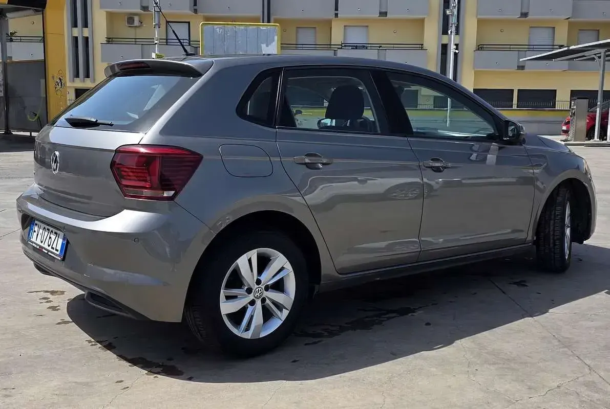 Usata VW Polo Comfortline 80 CV (58 kW) 2019 Utilitaria