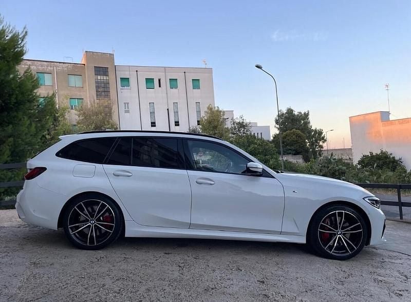 Usata BMW 320e M Sport 190 CV (139 kW) 2021 Bianco Station wagon