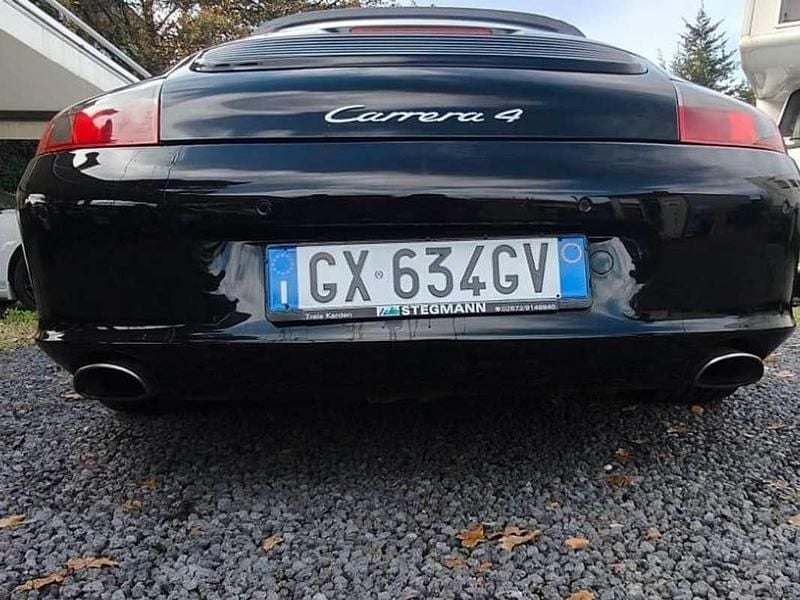 Usata Porsche 911 Carrera 4 Cabriolet 320 CV (235 kW) 2002 Nero Cabrio