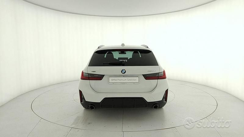 Usata BMW 320e M Sport 190 CV (139 kW) 2024 Bianco Station wagon