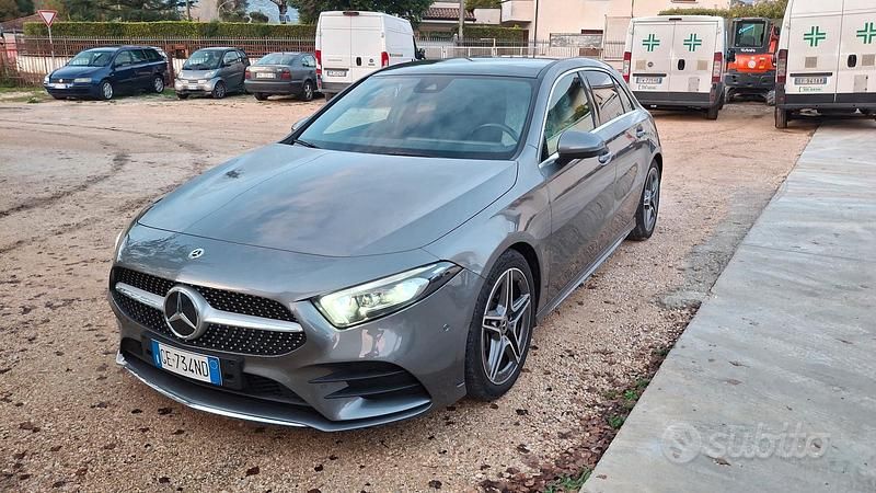 Usata Mercedes A250 Premium 224 CV (164 kW) 2021 Grigio Berlina