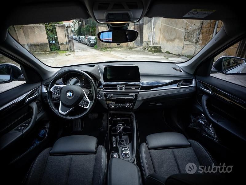 Usata BMW X1 Efficient Dynamics 190 CV (139 kW) 2021 Bianco SUV