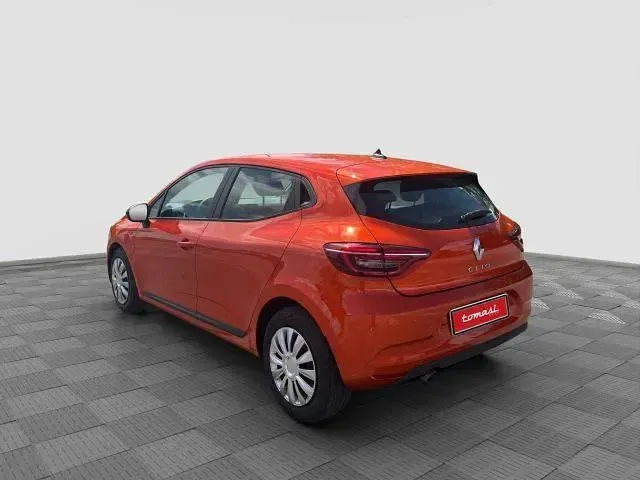 Usata Renault Clio V Equilibre 91 CV (66 kW) 2023 Orange valencia Berlina