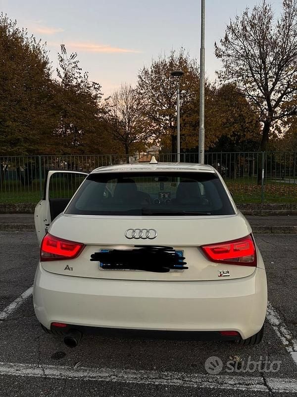 Usata Audi A1 S-Line 90 CV (66 kW) 2011 Bianco Berlina