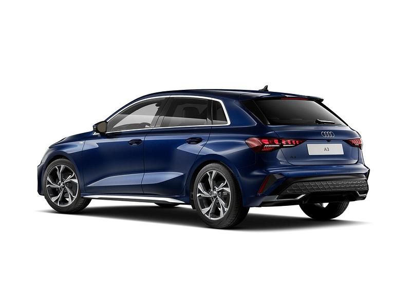 Neu Audi A3 S-Line 150 PS (110 kW) 2026 Blau Limousine