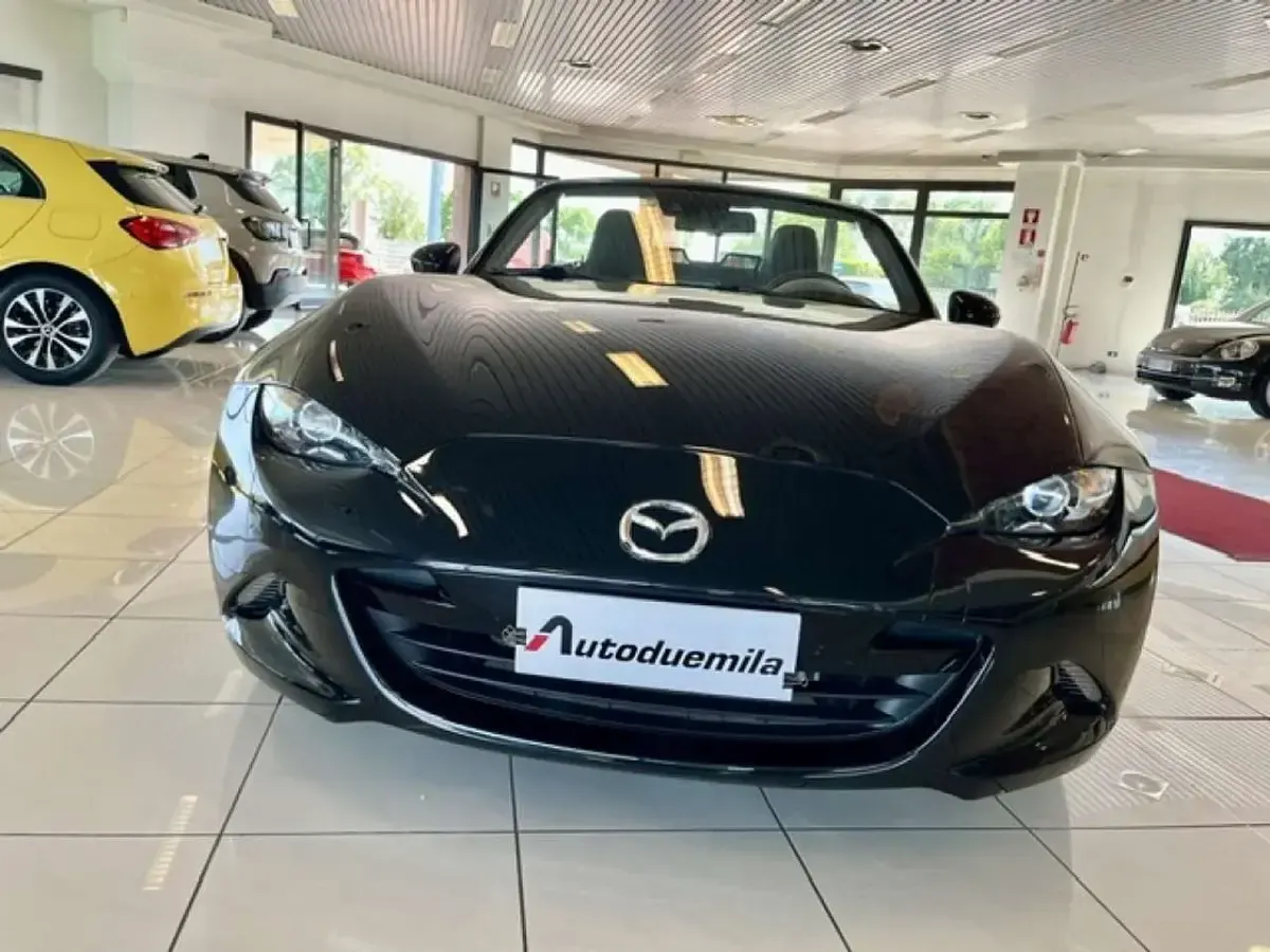Usata Mazda MX5 Evolve 131 CV (96 kW) 2015 Nero Cabrio
