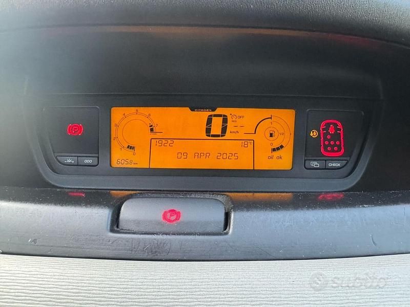 Usata Citroën Grand C4 Picasso Elegance 125 CV (91 kW) 2008 Grigio Monovolume