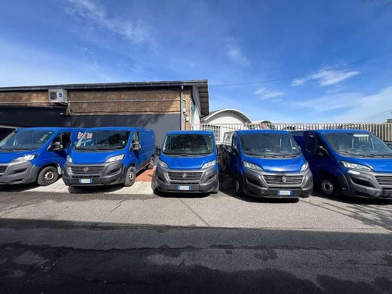 Usata Fiat Ducato 120 CV (88 kW) 2020 Blu/azzurro Furgone
