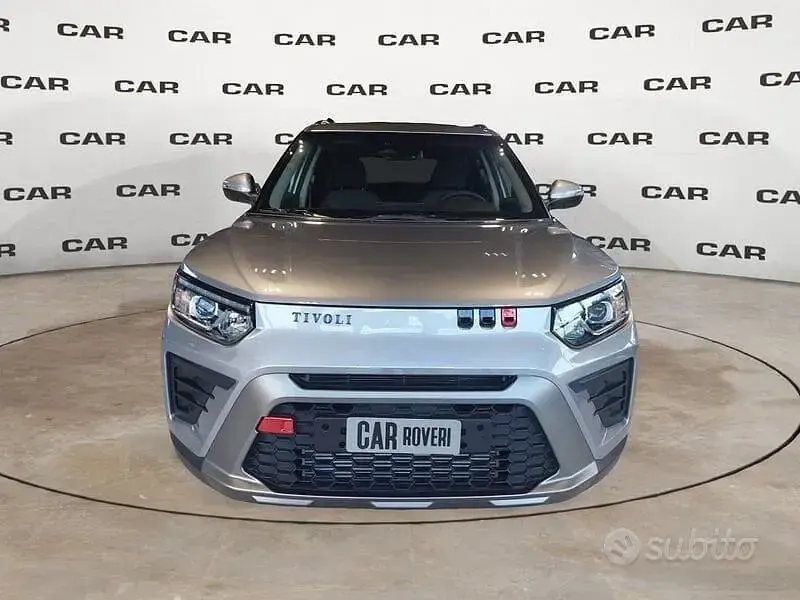 Nuova SsangYong Tivoli 163 CV (119 kW) 2026 Grigio SUV
