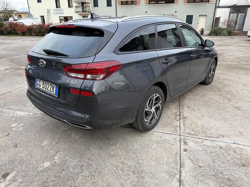 Usata Hyundai i30 Prime 136 CV (100 kW) 2021 Grigio Station wagon