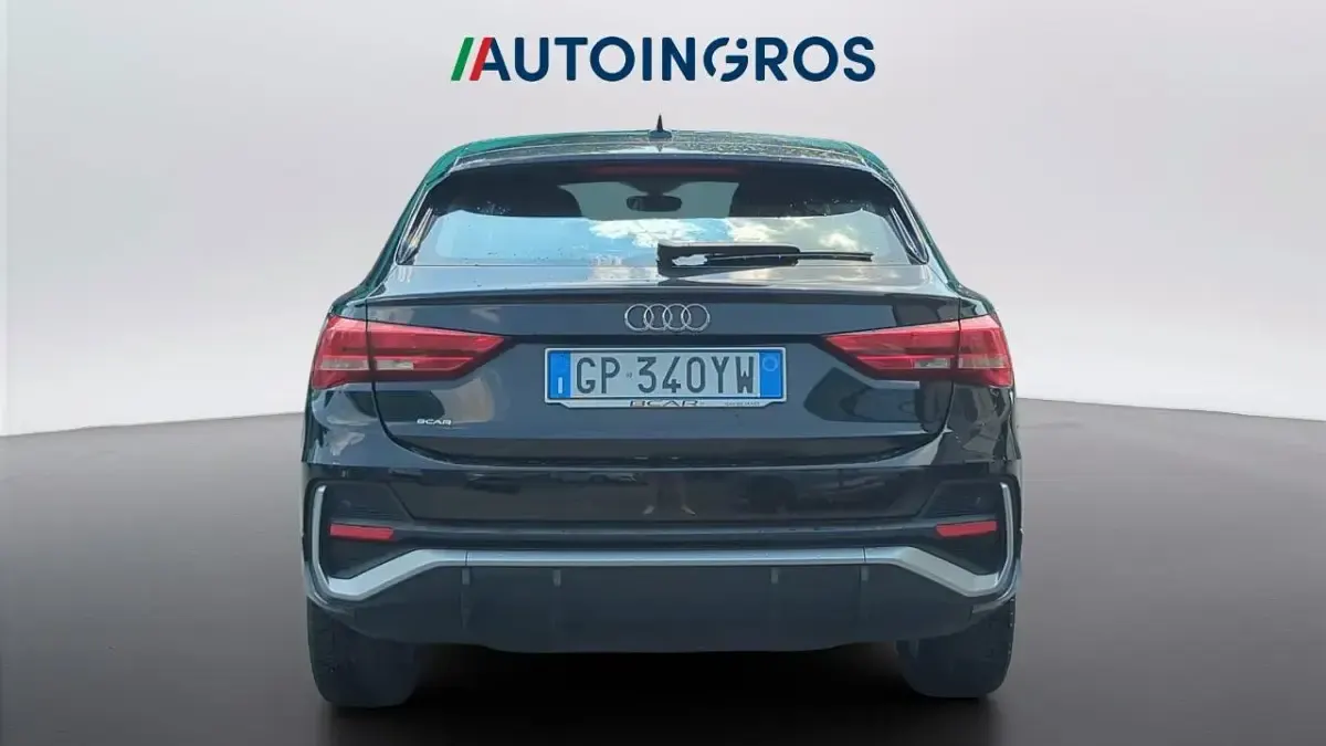 Usata Audi Q3 Sportback S-Line 150 CV (110 kW) 2022 Nero SUV