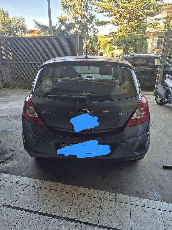 Usata Opel Corsa Enjoy 75 CV (55 kW) 2008 Berlina