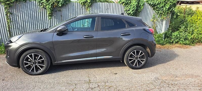 Usata Ford Puma 125 CV (91 kW) 2023 Grigio Berlina