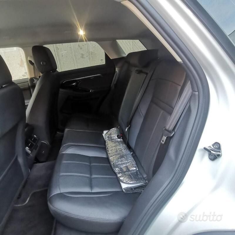 Usata Land Rover Range Rover evoque 200 CV (147 kW) 2022 Bianco SUV