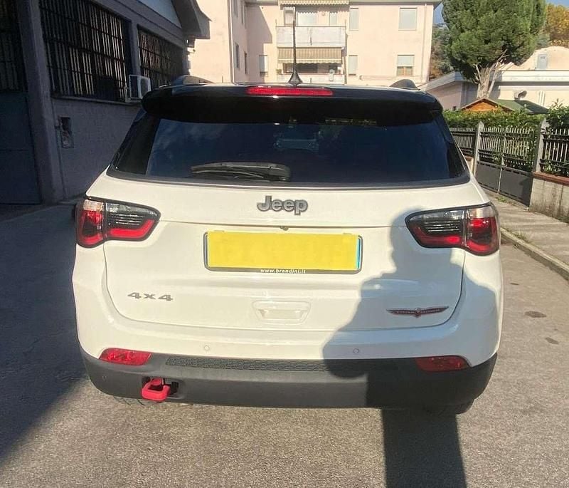 Usata Jeep Compass Trailhawk 170 CV (125 kW) 2019 Bianco SUV