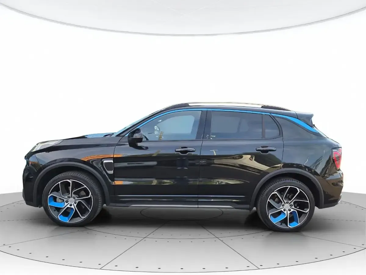 Usata Lynk & Co 01 180 CV (132 kW) 2023 Nero SUV
