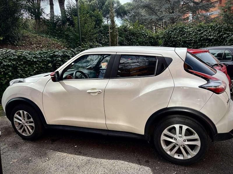 Usata Nissan Juke Acenta 117 CV (86 kW) 2016 Bianco SUV
