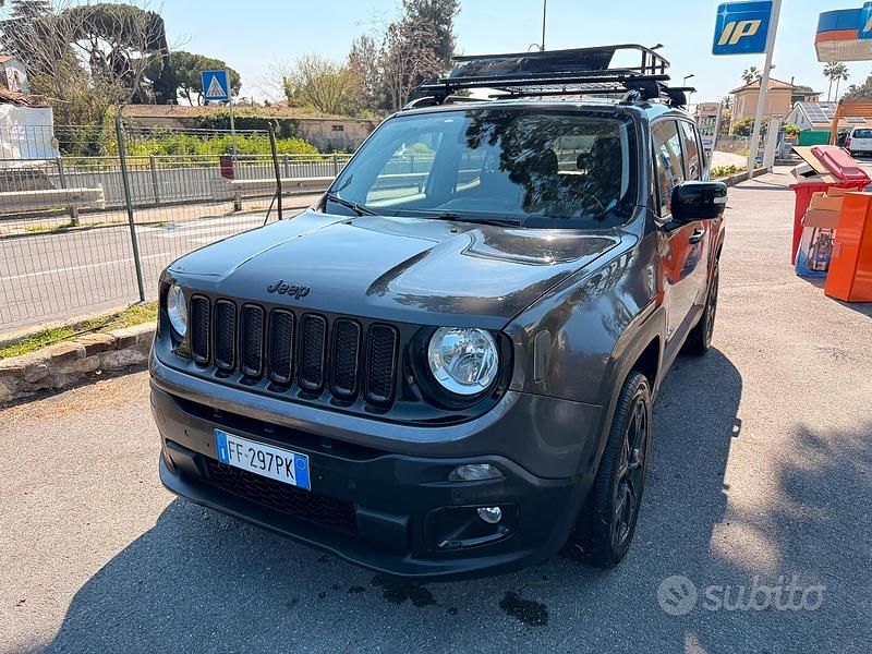 Usata Jeep Renegade Limited 140 CV (102 kW) 2015 Grigio SUV
